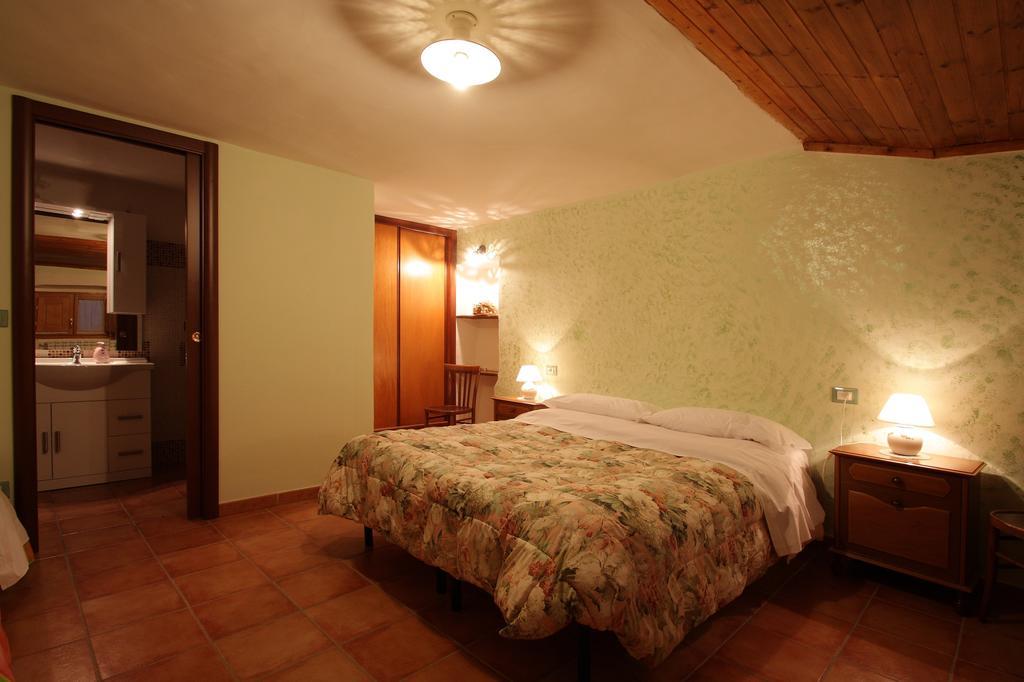 La Candeletta Hotel Santo Stefano Di Sessanio Bilik gambar